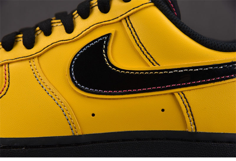 나이키 【GX공장】 x 자 에어포스 1 로우 로우탑 선다이얼 블랙 IQ2713-700 착용 이미지