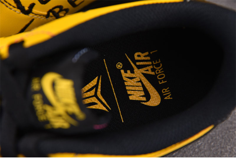 나이키 【GX공장】 x 자 에어포스 1 로우 로우탑 선다이얼 블랙 IQ2713-700 착용 이미지